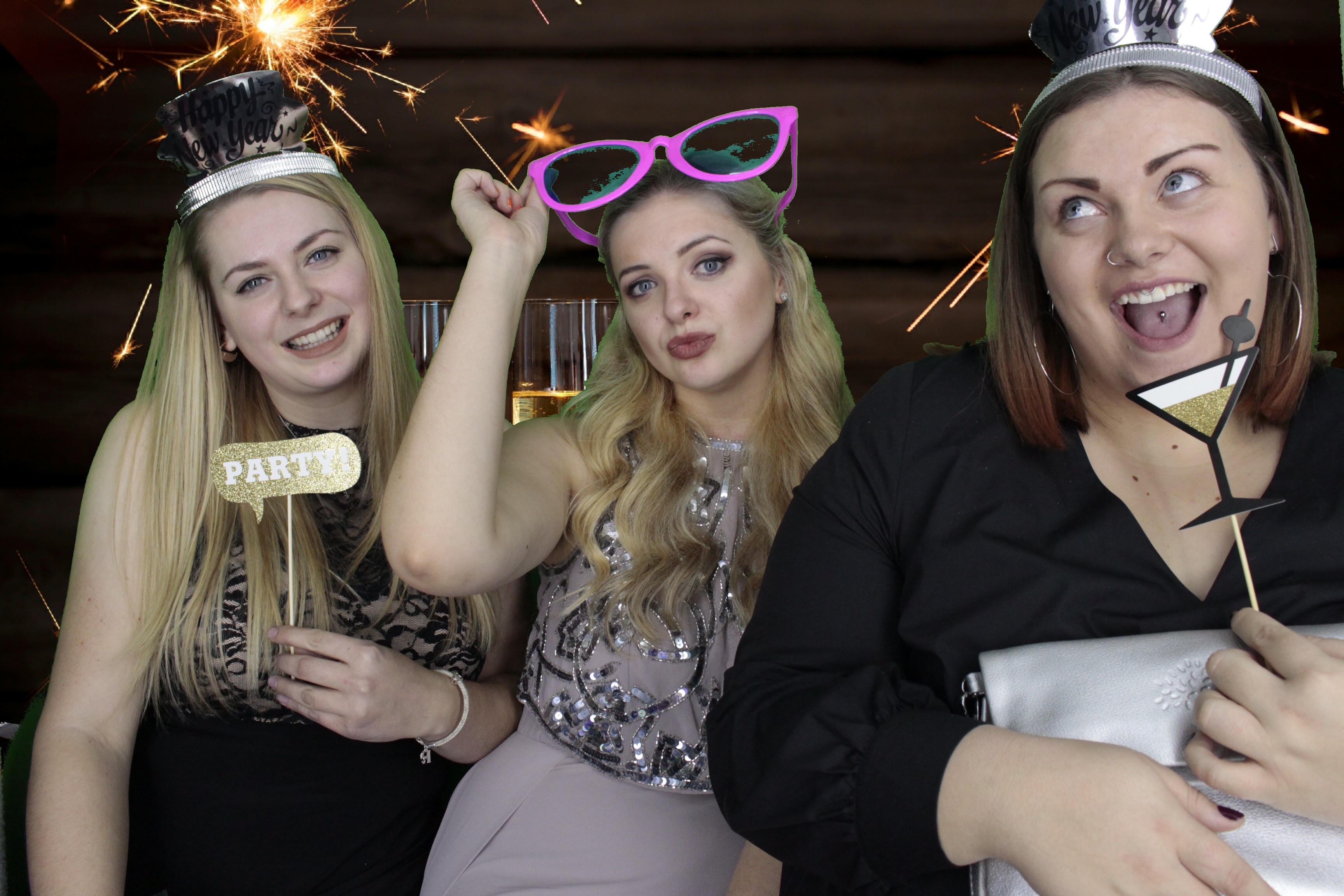 The Sussex Exchange New Years Eve | View more photos from the event at gallery.myphotoboothexperience.co.uk/u/MyPhotoBoothExperienceLtd/The-Sussex-Exchange-New-Years-Eve
